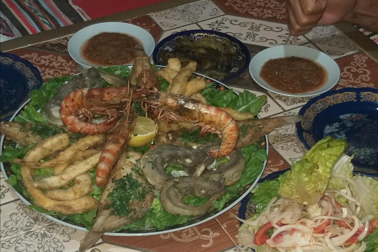 Hotel LAHLOU riad Cafeteria Oujda Eksteriør billede