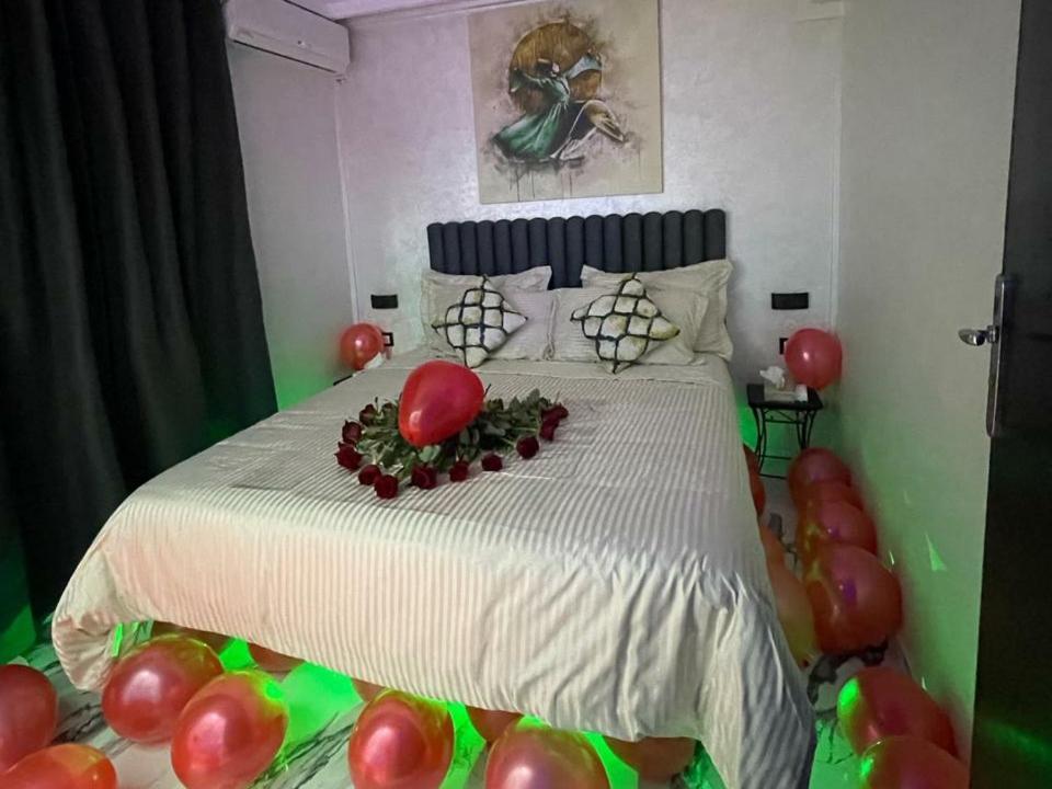 Hotel LAHLOU riad Cafeteria Oujda Eksteriør billede